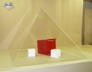 pyramides-4-faces-plexiglass